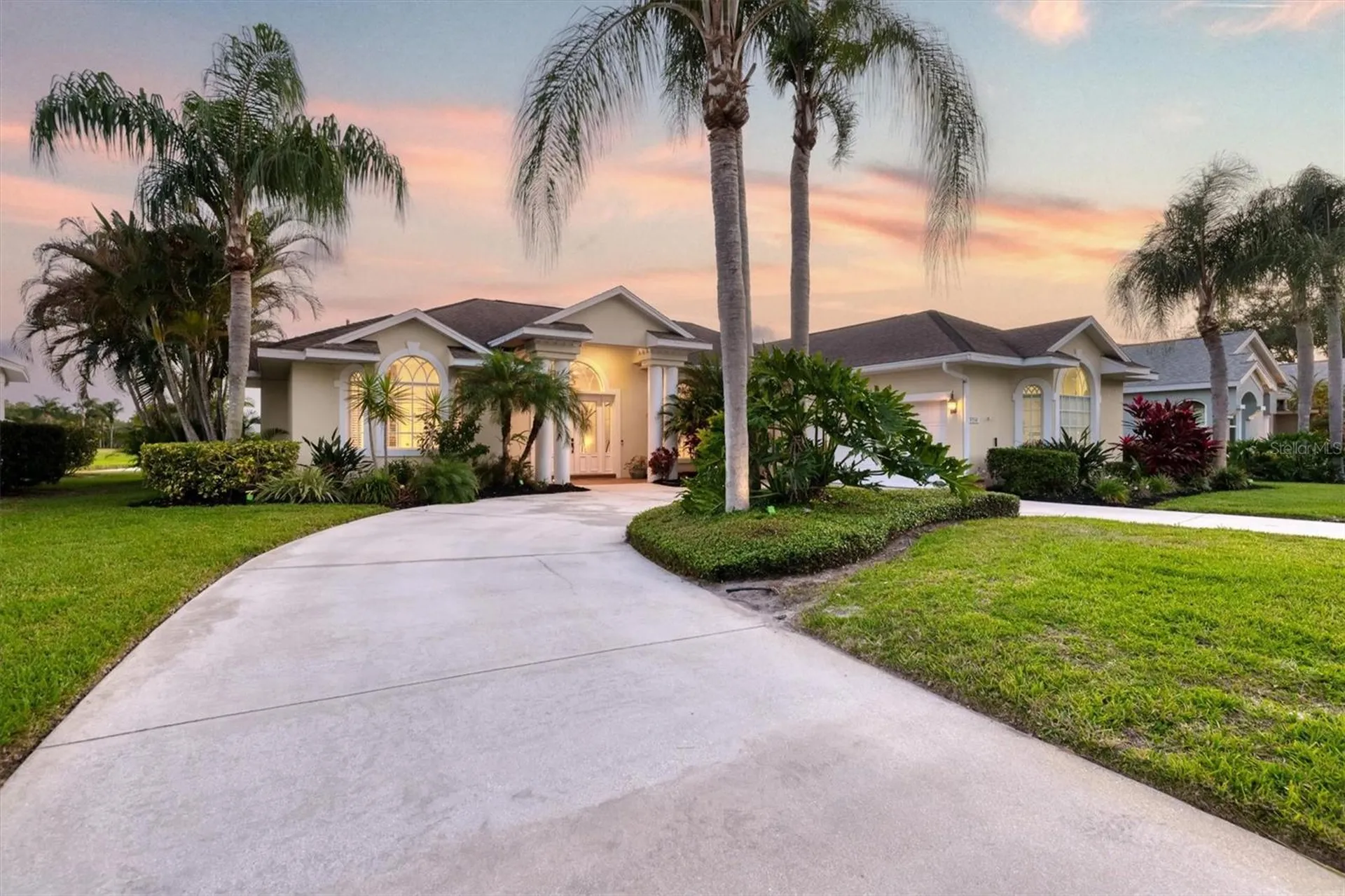 9910 Laurel Valley Avenue Circle Bradenton FL 34202