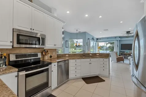 9910 Laurel Valley Avenue Circle Bradenton FL 34202