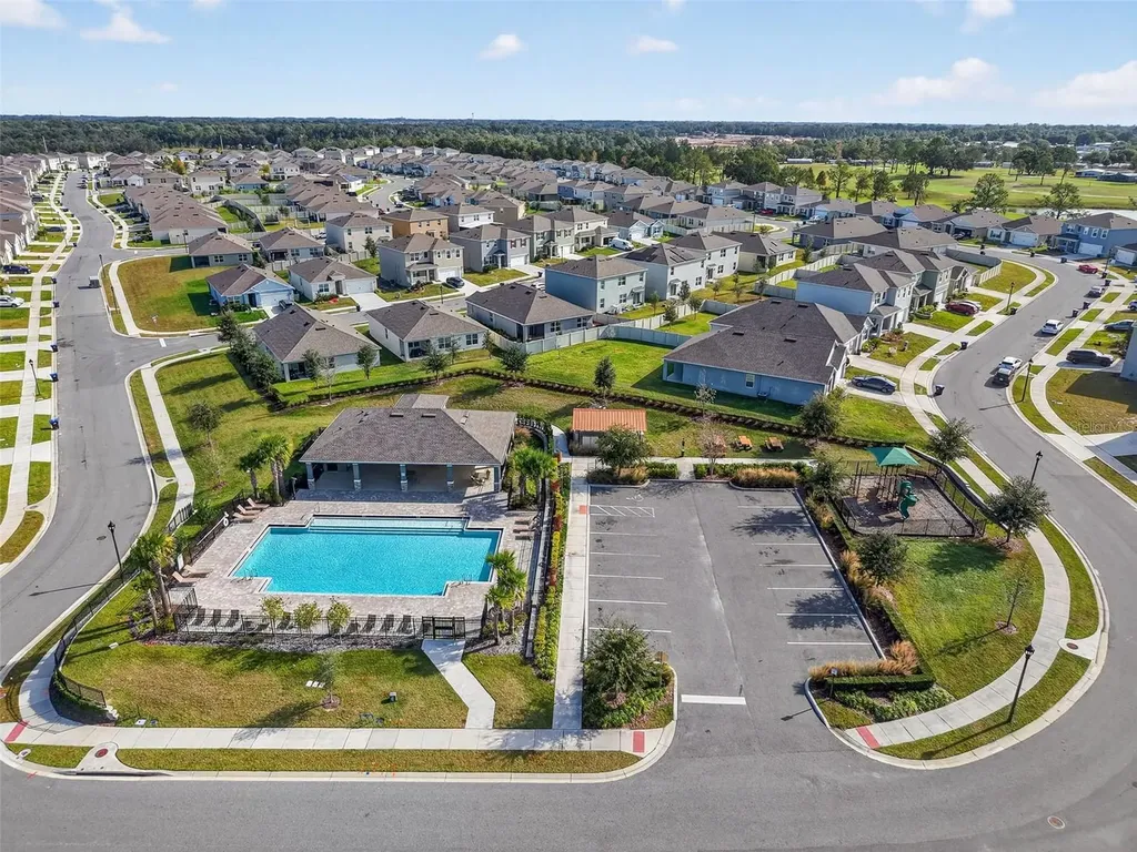 11338 Amber Ridge Drive Zellwood FL 32798
