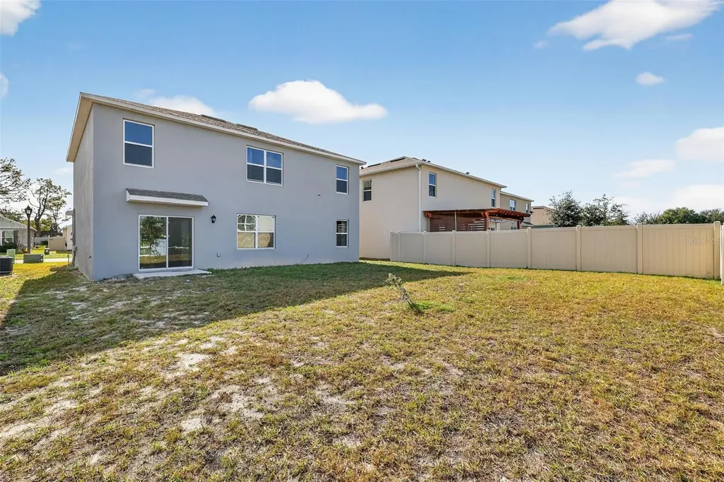 11338 Amber Ridge Drive Zellwood FL 32798