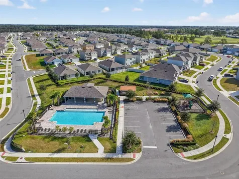 11338 Amber Ridge Drive Zellwood FL 32798