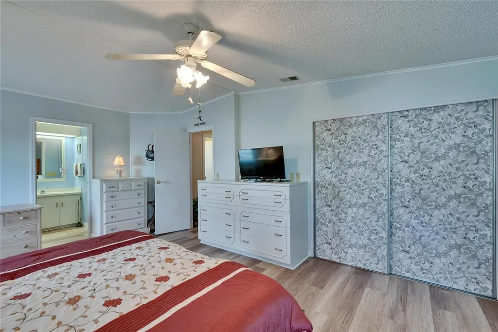 4910 Loch Ness Drive Lakeland FL 33810