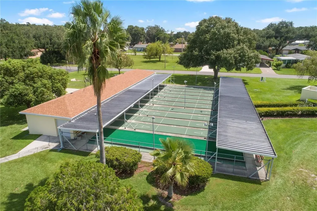 4910 Loch Ness Drive Lakeland FL 33810