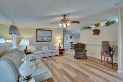 4910 Loch Ness Drive Lakeland FL 33810