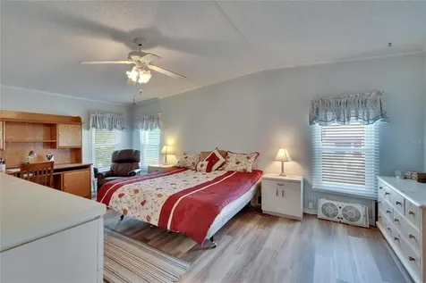 4910 Loch Ness Drive Lakeland FL 33810