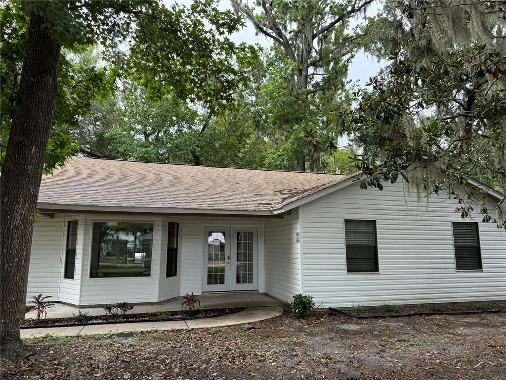 3585 N Hiawatha Terrace Crystal River FL 34428