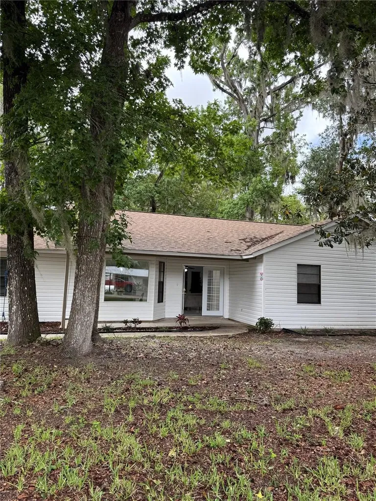 3585 N Hiawatha Terrace Crystal River FL 34428
