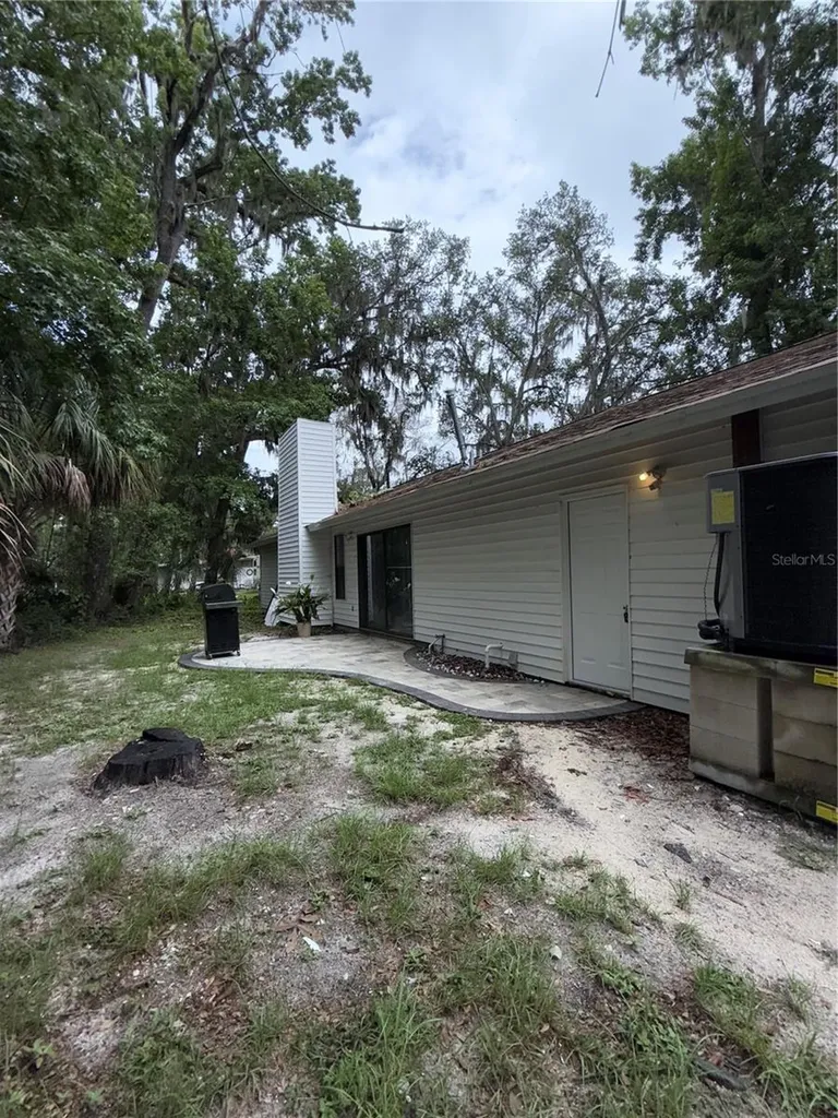 3585 N Hiawatha Terrace Crystal River FL 34428