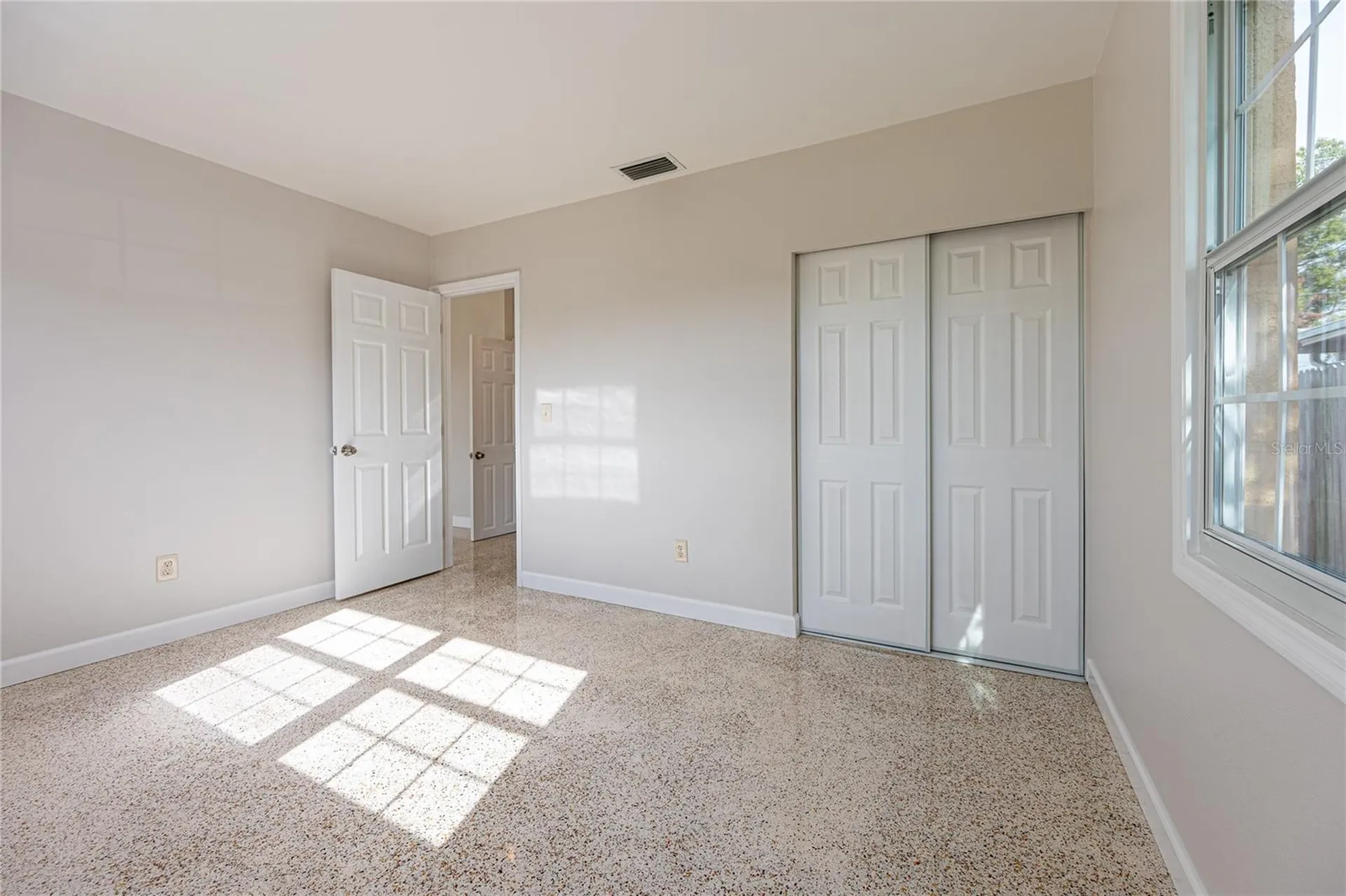 5773 3rd Avenue N St Petersburg FL 33710