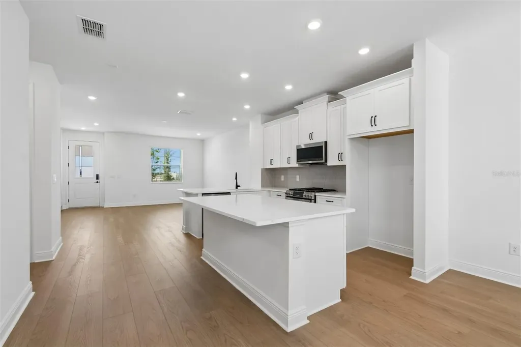 8233 Seaflower Parkway Bradenton FL 34210
