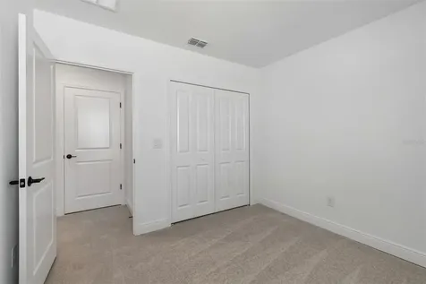 8233 Seaflower Parkway Bradenton FL 34210