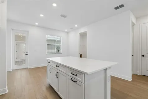 8233 Seaflower Parkway Bradenton FL 34210