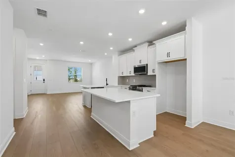 8233 Seaflower Parkway Bradenton FL 34210