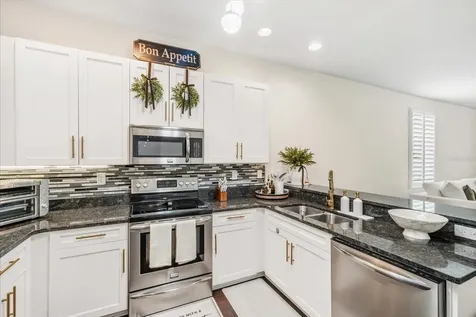 1910 W North A Street Tampa FL 33606