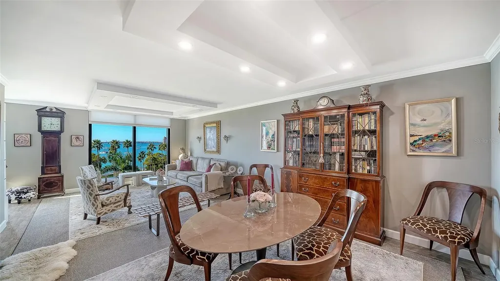 707 S Gulfstream Avenue Sarasota FL 34236