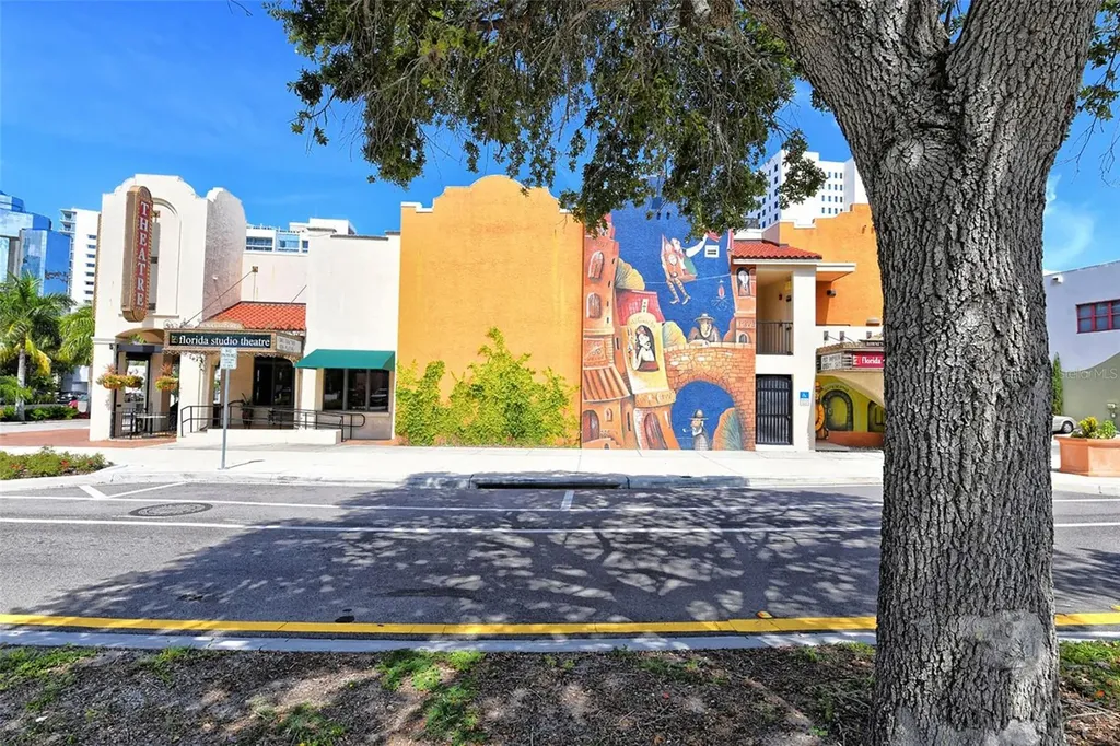 707 S Gulfstream Avenue Sarasota FL 34236