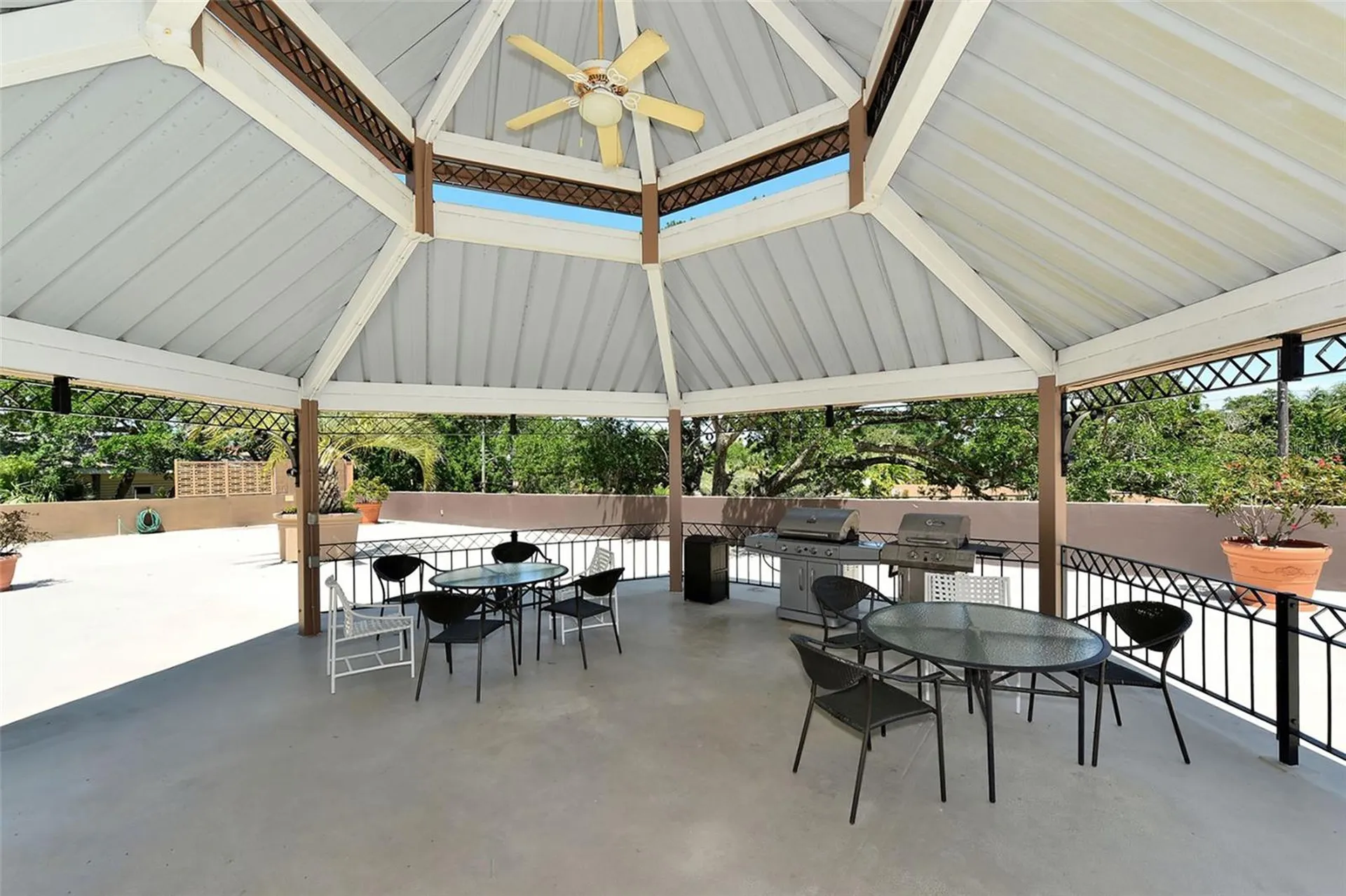 707 S Gulfstream Avenue Sarasota FL 34236