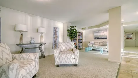 707 S Gulfstream Avenue Sarasota FL 34236