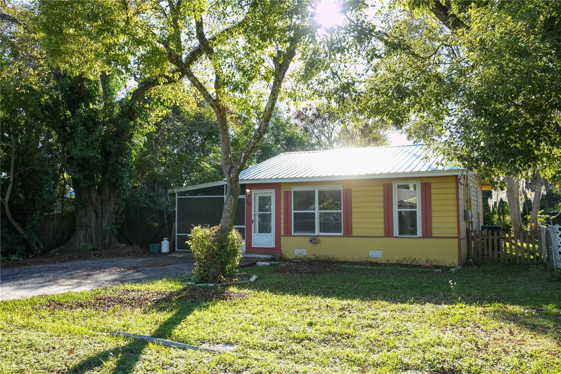 608 Bay Avenue Daytona Beach FL 32117