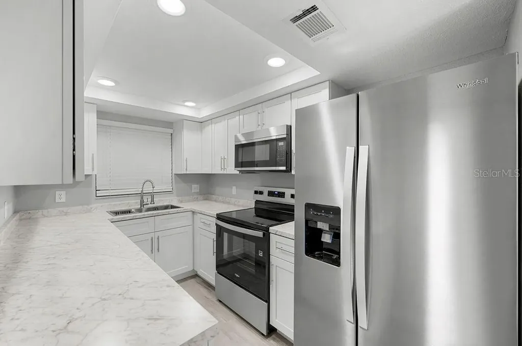 7217 Cloister Drive Sarasota FL 34231