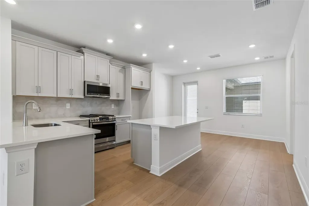 8123 Seaflower Parkway Bradenton FL 34210