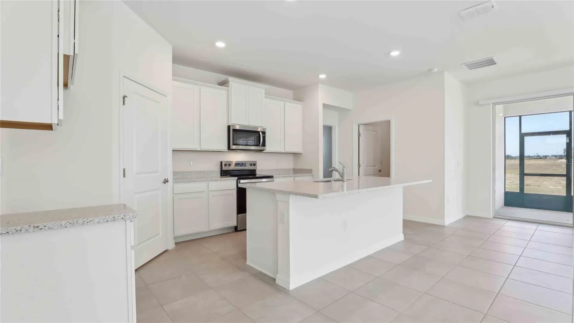 8779 Pinecrest Trail Wildwood FL 34785