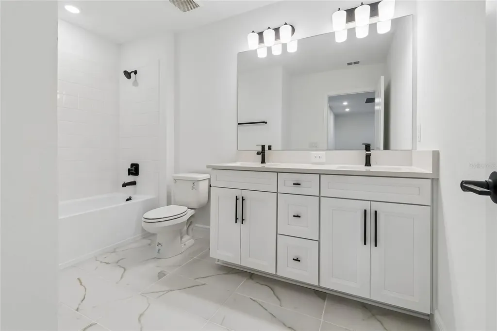 8111 Seaflower Parkway Bradenton FL 34210