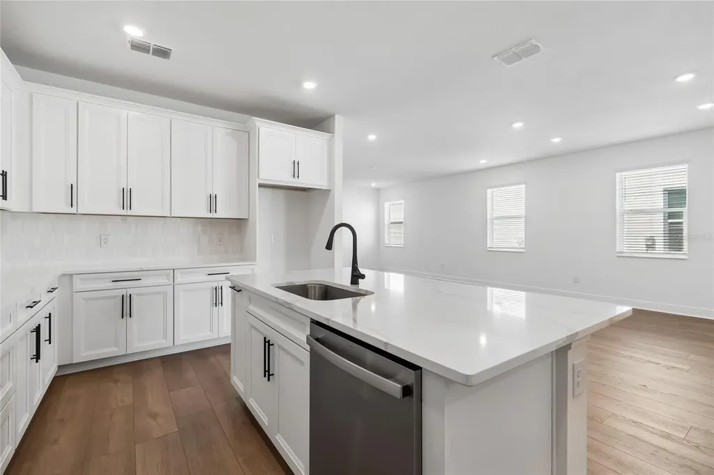 8111 Seaflower Parkway Bradenton FL 34210