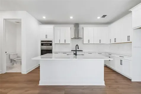 8111 Seaflower Parkway Bradenton FL 34210