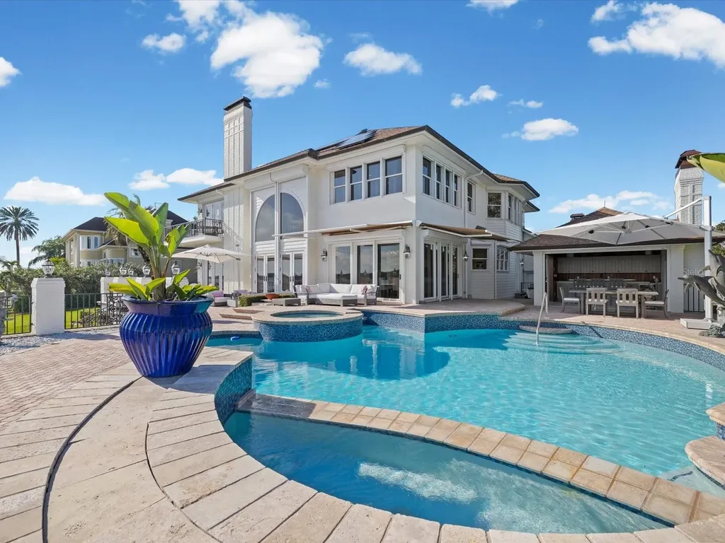 429 St Andrews Drive Belleair FL 33756