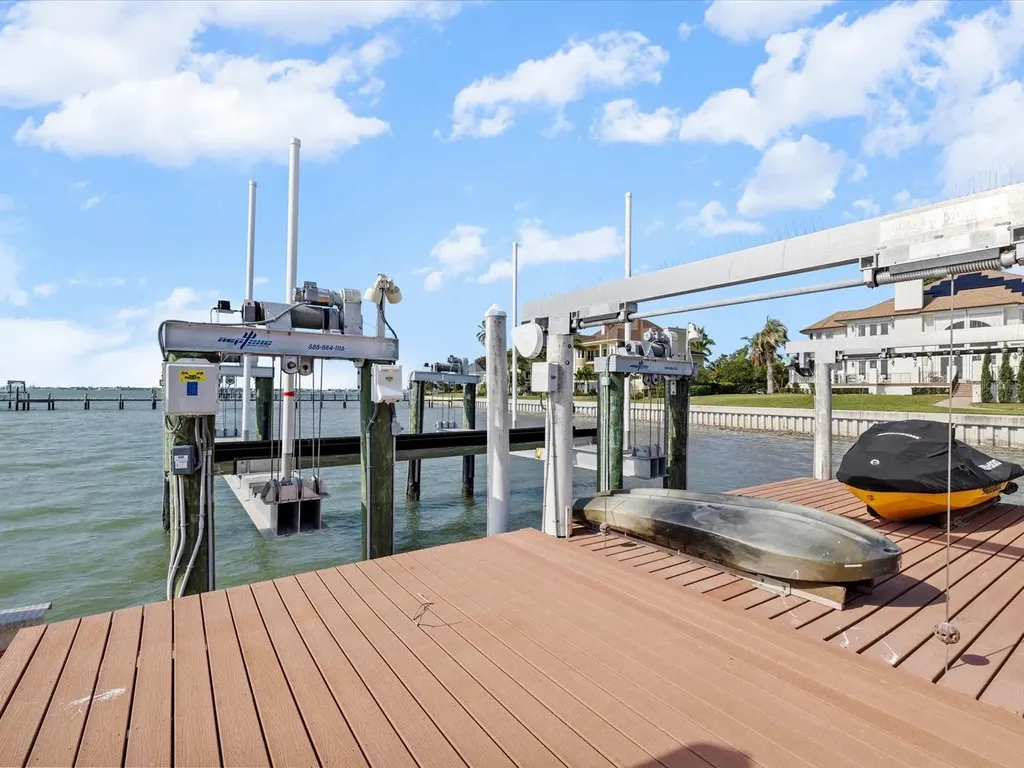 429 St Andrews Drive Belleair FL 33756