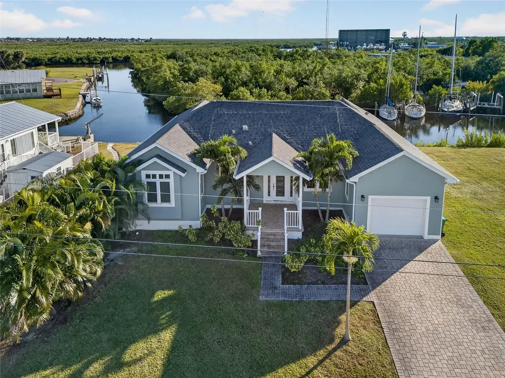 631 Tahiti Court Punta Gorda FL 33950