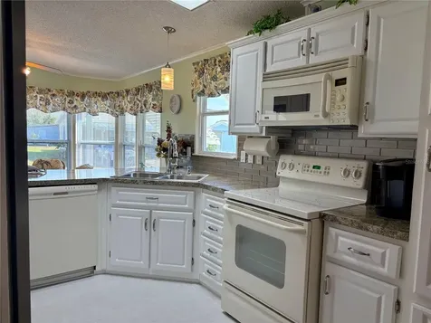 5707 45th Street E Bradenton FL 34203