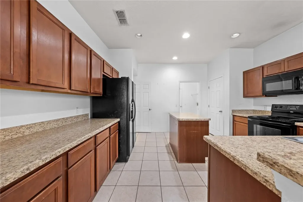3111 Silver Fin Way Kissimmee FL 34746