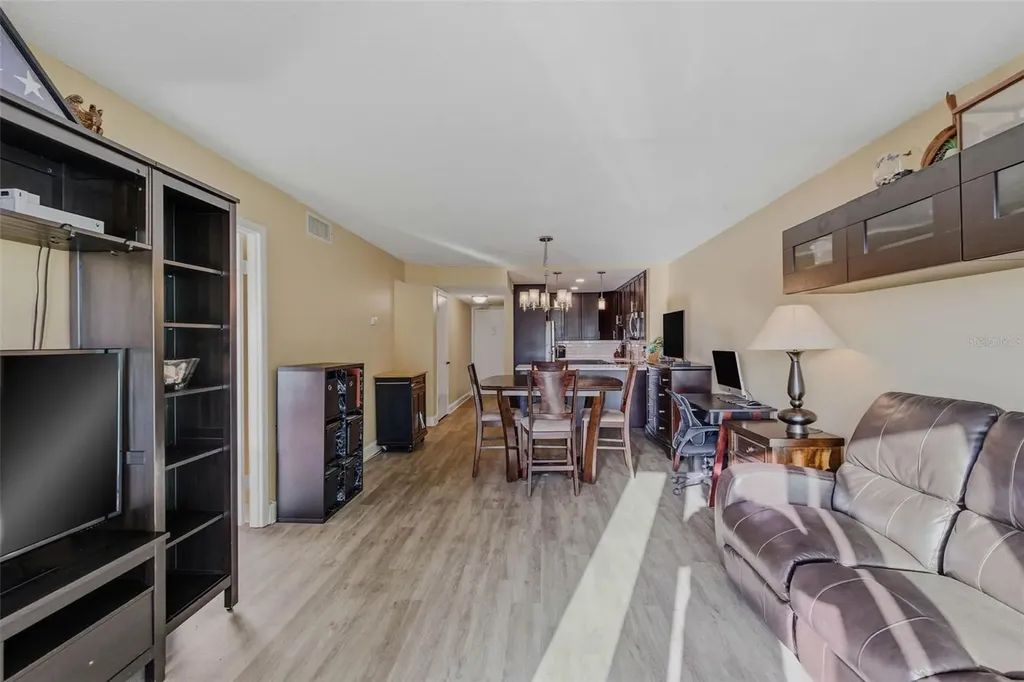 51 Island Way Clearwater Beach FL 33767