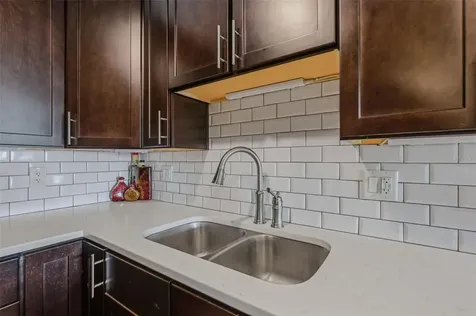 51 Island Way Clearwater Beach FL 33767