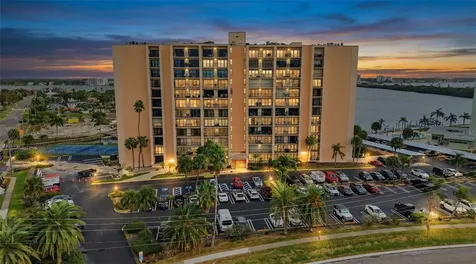 51 Island Way Clearwater Beach FL 33767