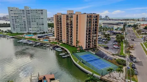 51 Island Way Clearwater Beach FL 33767