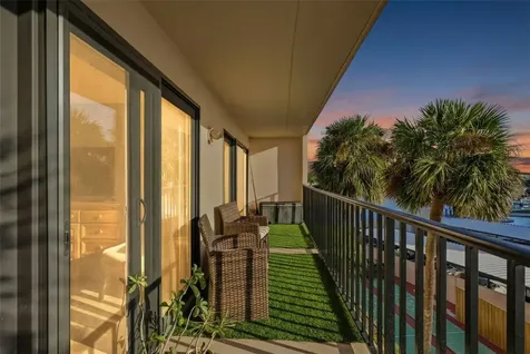 51 Island Way Clearwater Beach FL 33767