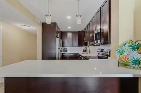 51 Island Way Clearwater Beach FL 33767