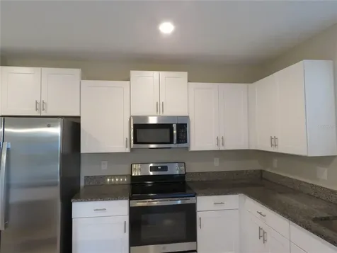 15518 Miller Creek Drive Sun City Center FL 33573
