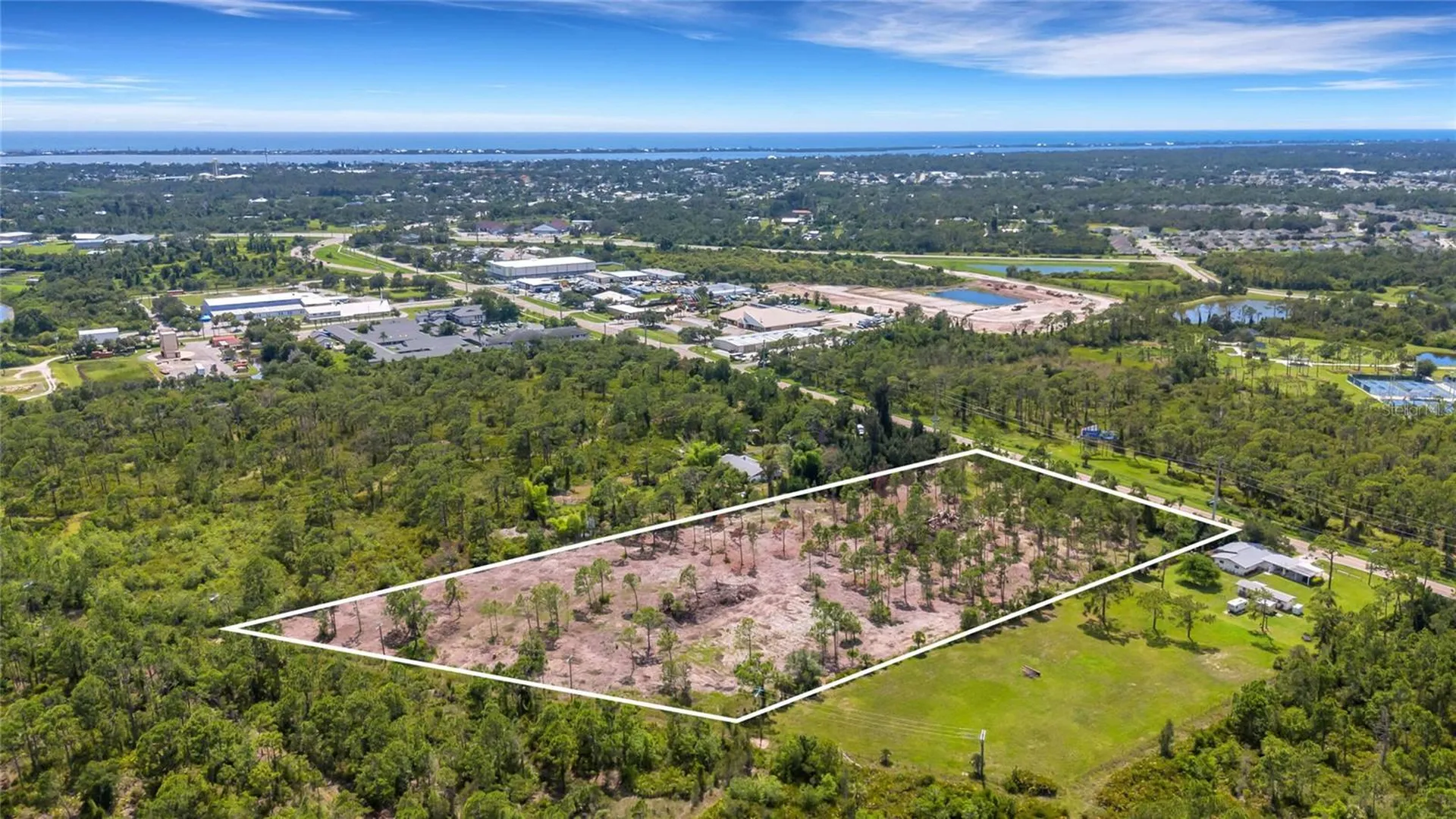1081 S River Road Englewood FL 34223