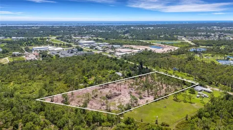 1081 S River Road Englewood FL 34223