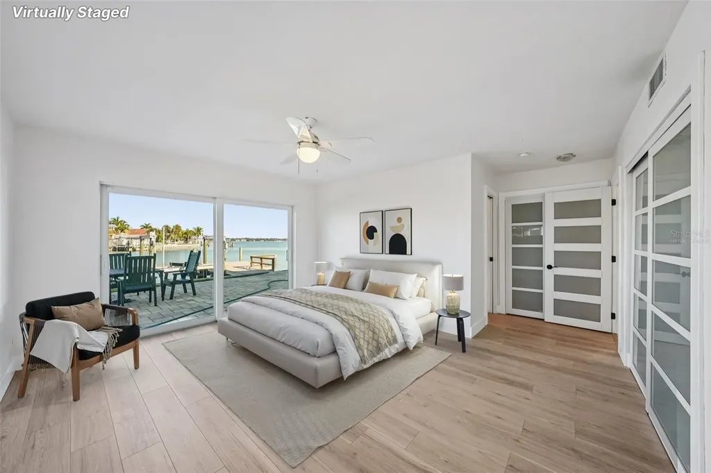 11055 6th Street E Treasure Island FL 33706