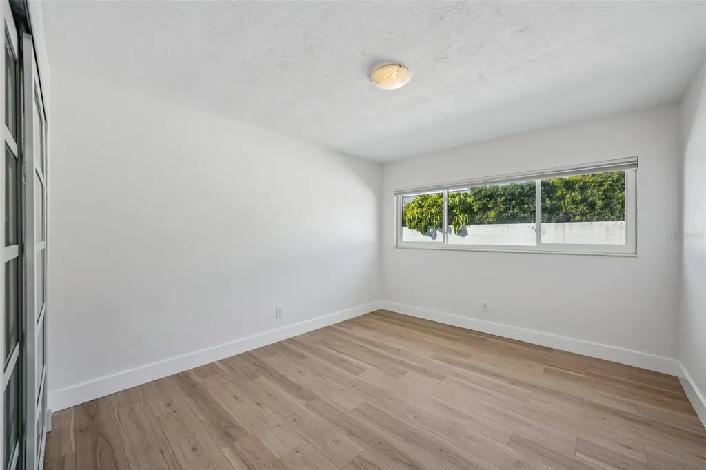 11055 6th Street E Treasure Island FL 33706