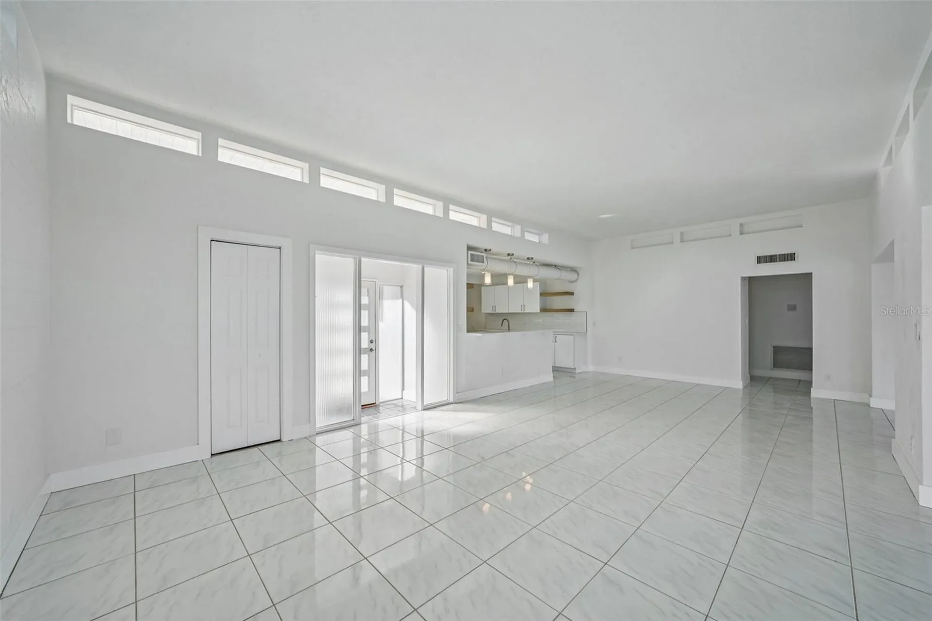 11055 6th Street E Treasure Island FL 33706