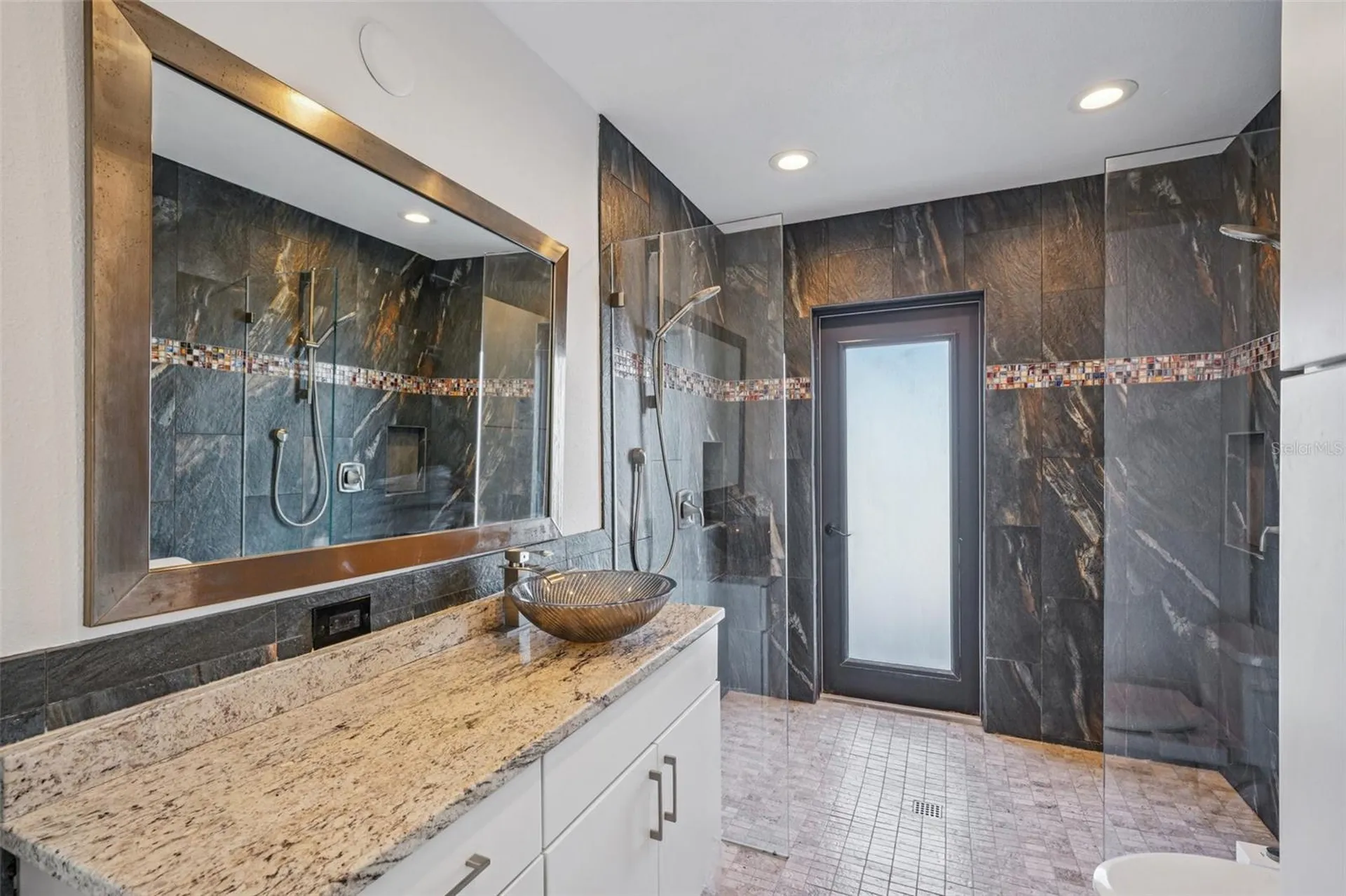 11055 6th Street E Treasure Island FL 33706