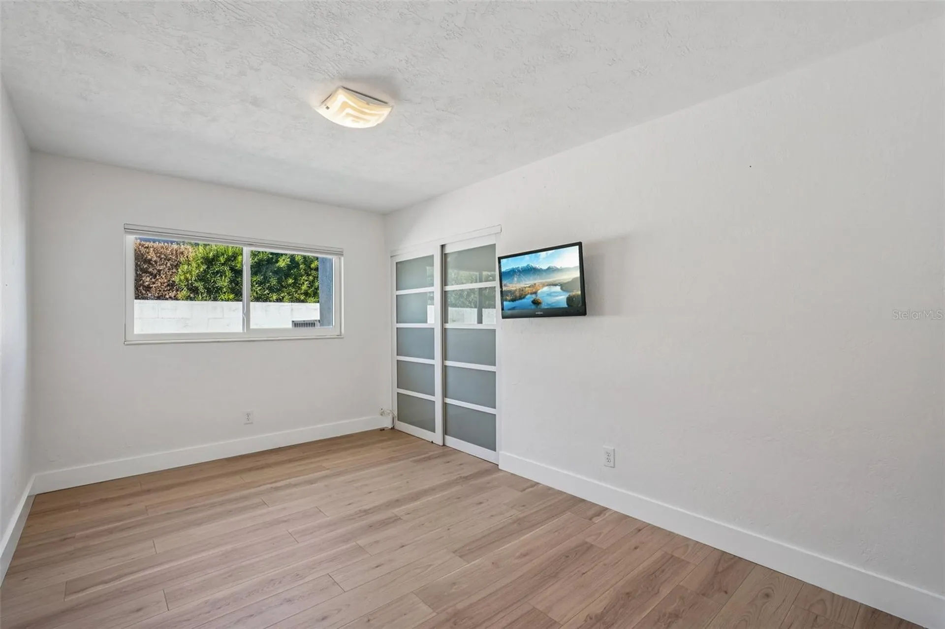 11055 6th Street E Treasure Island FL 33706
