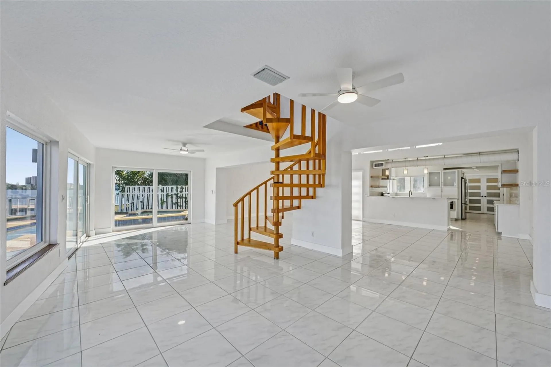 11055 6th Street E Treasure Island FL 33706
