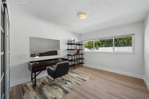 11055 6th Street E Treasure Island FL 33706